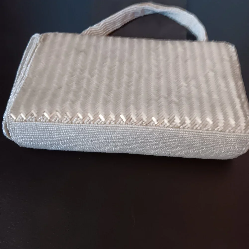 Vintage Hand Made in Hong Kong cream micro beads and sequin evening purse